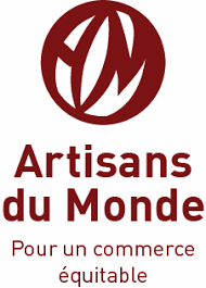 Mettre en valeur et vendre des produits du Commerce Equitable dans notre boutique à La Rochelle