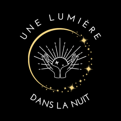 UNE LUMIERE DANS LA NUIT